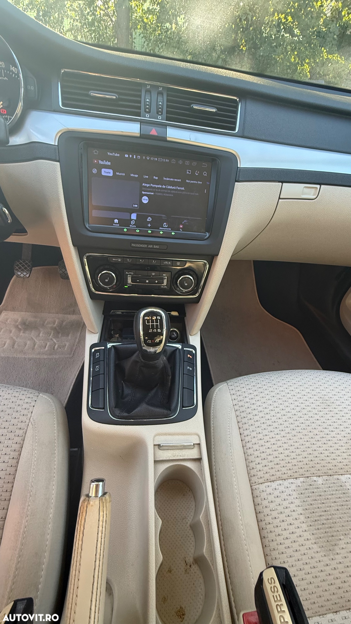 Skoda Superb Combi 2.0 TDI Elegance 4x4 - 7