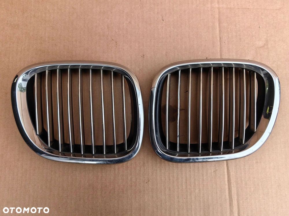 Grill Atrapa nerki BMW z3 chrom oryginalne 8397503 8397504 komplet - 1
