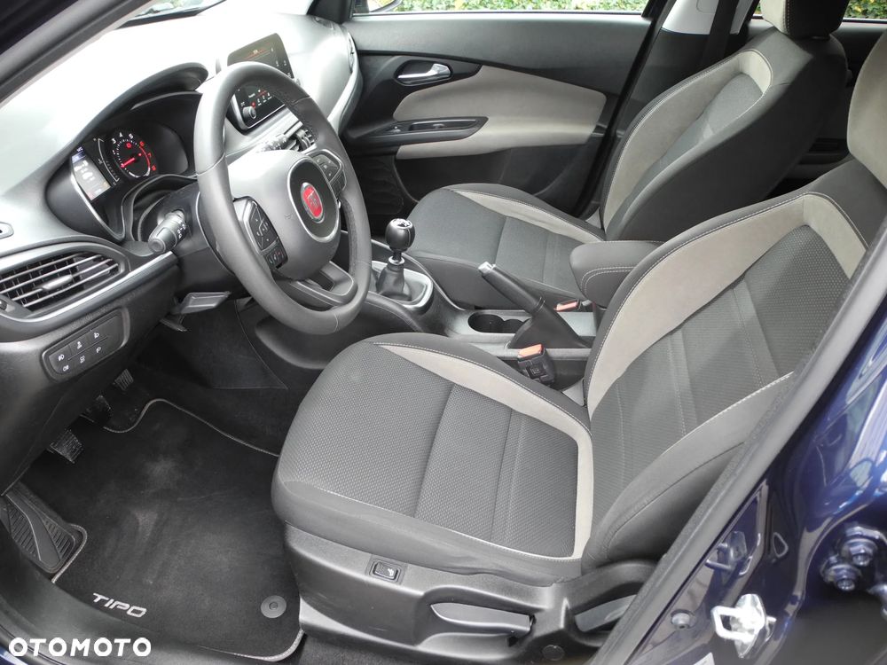 Fiat Tipo 1.4 T-Jet 16v Lounge - 13