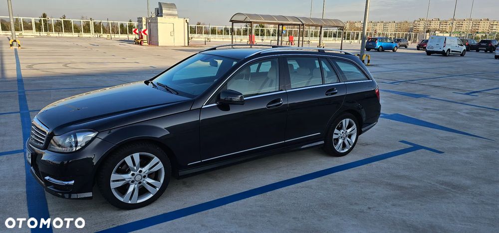 Mercedes-Benz Klasa C 250 CDI DPF 4Matic (BlueEFFICIENCY) 7G-TRONIC Avantgarde - 2