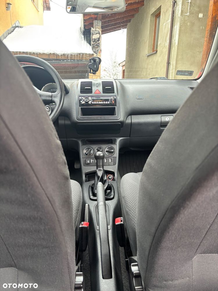 Volkswagen Polo 1.4 Basis - 16