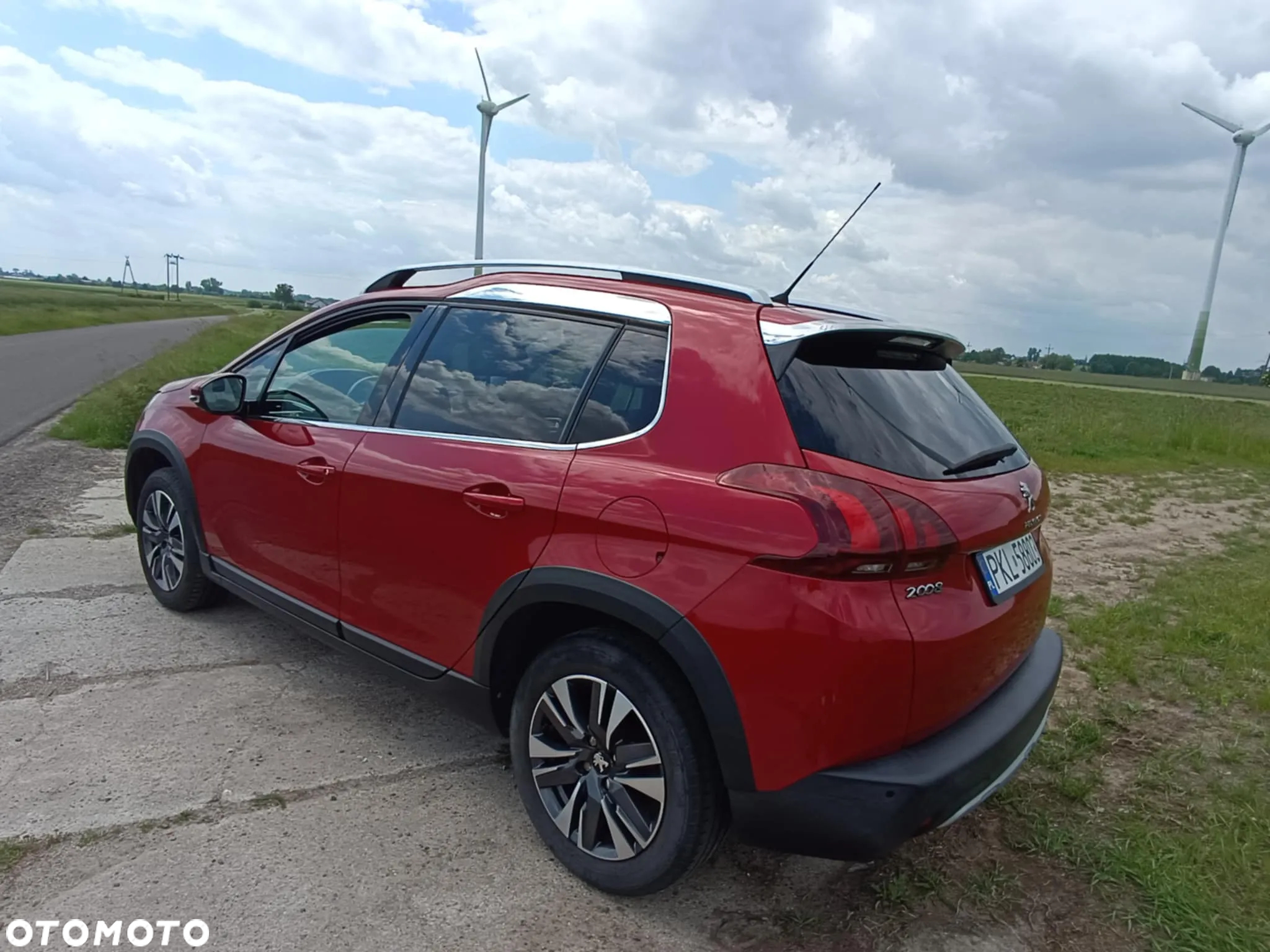 Peugeot 2008 1.2 Pure Tech GPF Allure S&S - 17
