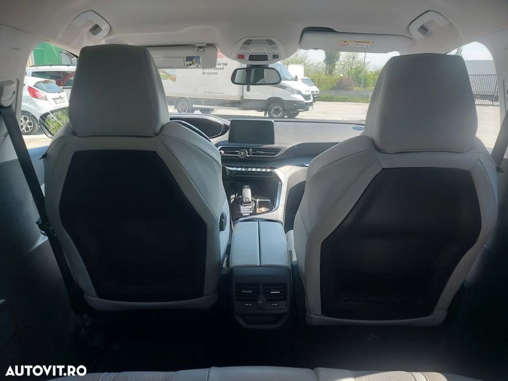 Peugeot 3008 - 13
