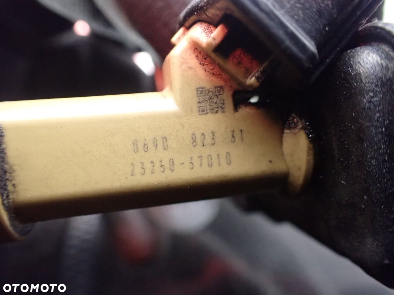 LISTWA WTRYSKOWA TOYOTA COROLLA E15 23250-37010 - 6