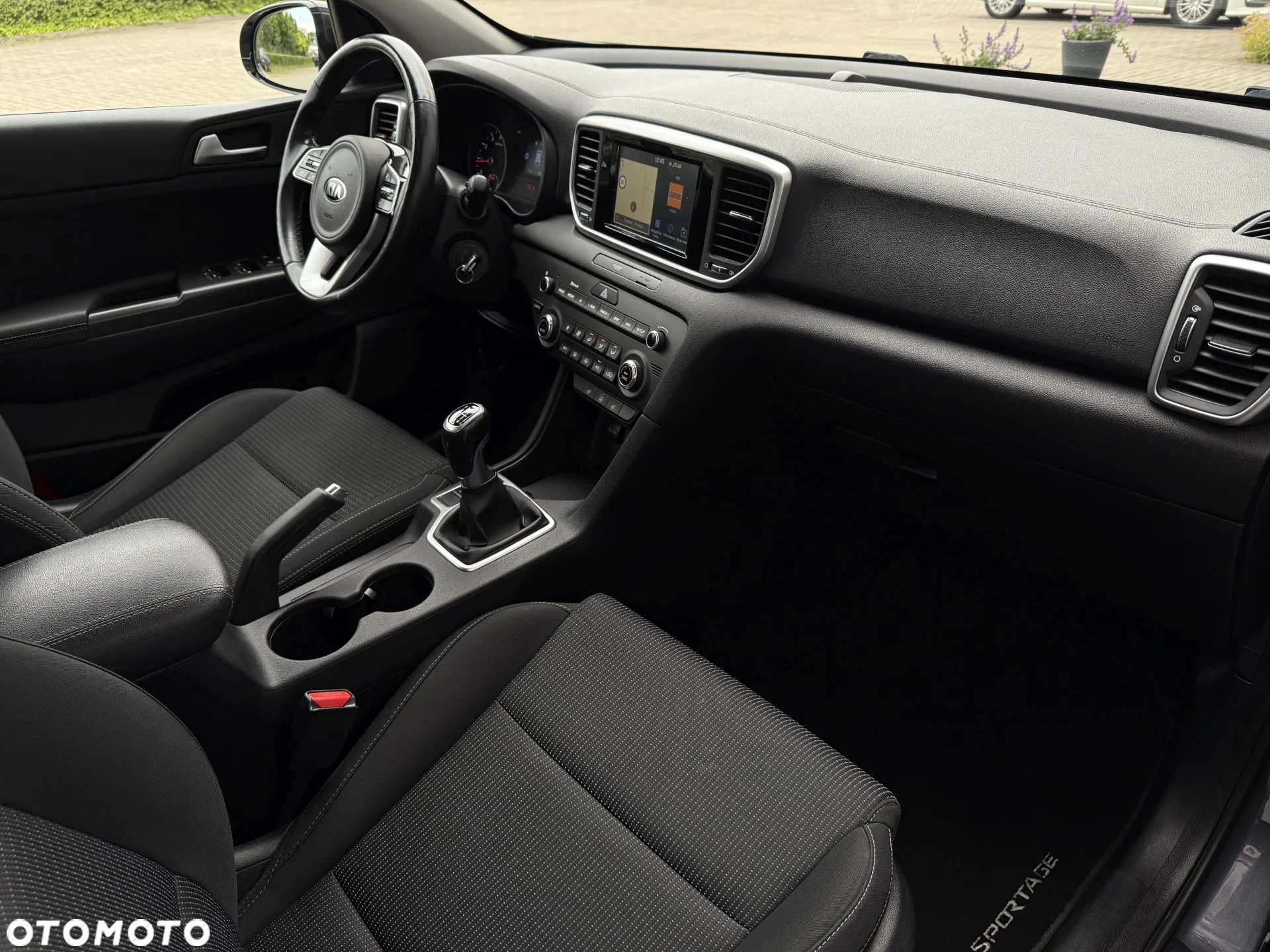 Kia Sportage 1.6 GDI L Business Line 2WD - 28