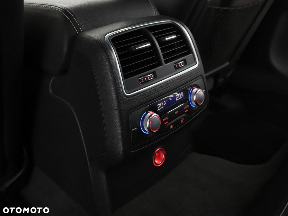 Audi A6 Avant 2.0 TDI quattro S tronic - 40