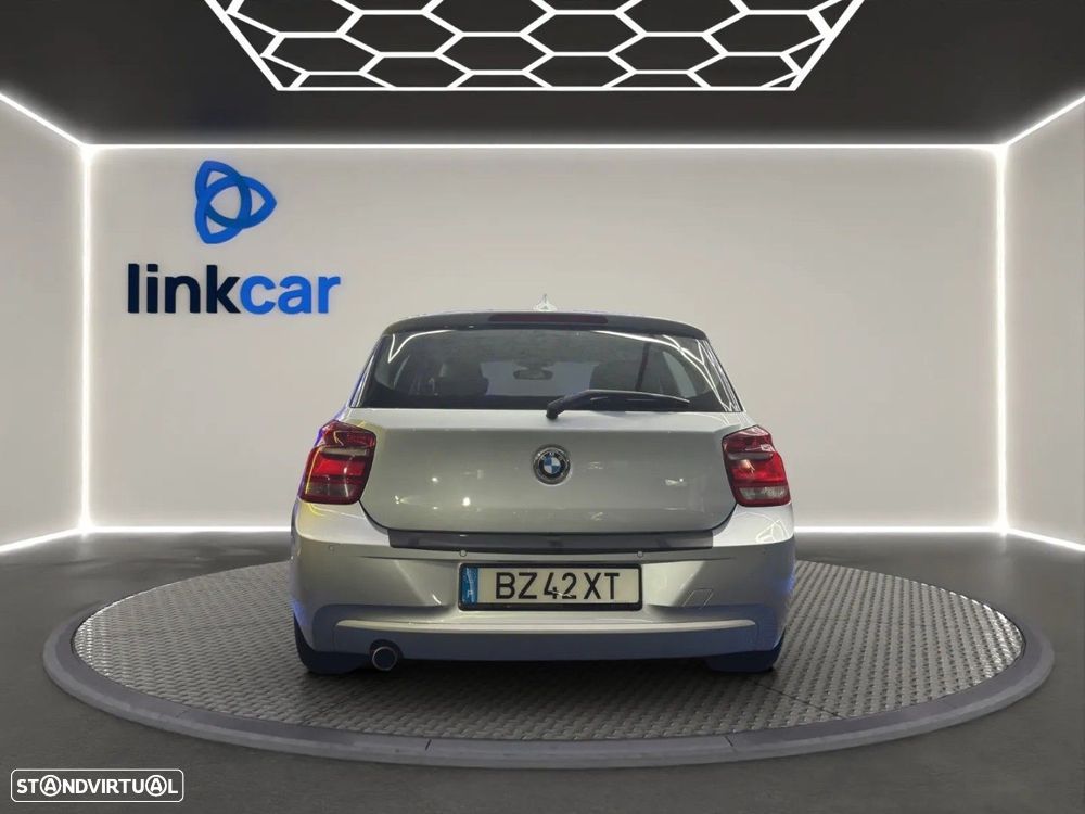 BMW 120 d Sport Line - 6