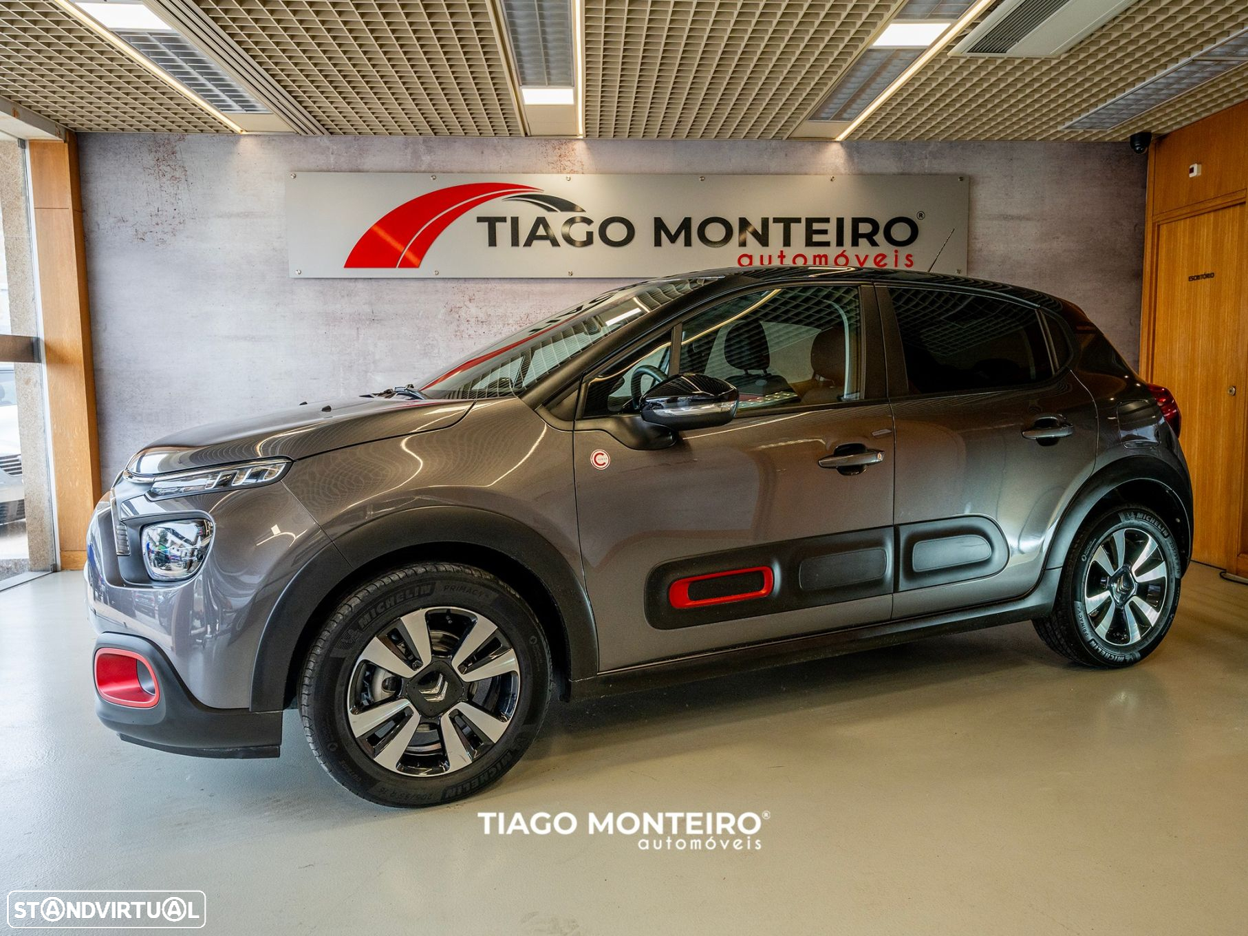 Citroën C3 1.2 PureTech C-Series - 2