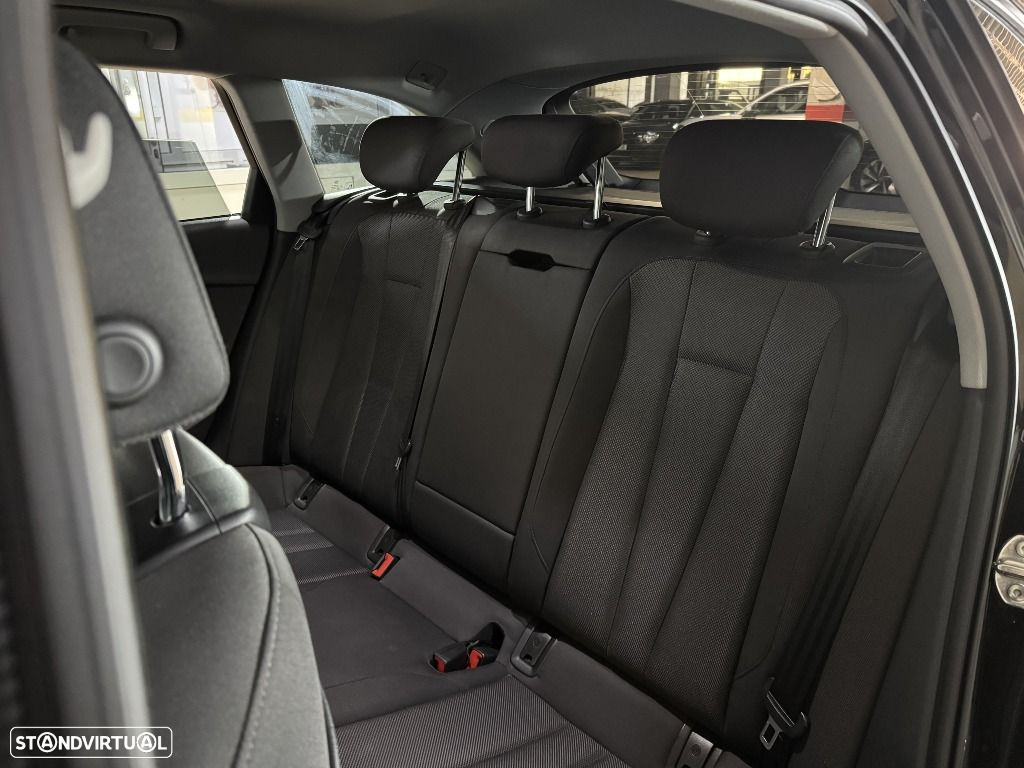 Audi A4 Avant 35 TDI S tronic - 7