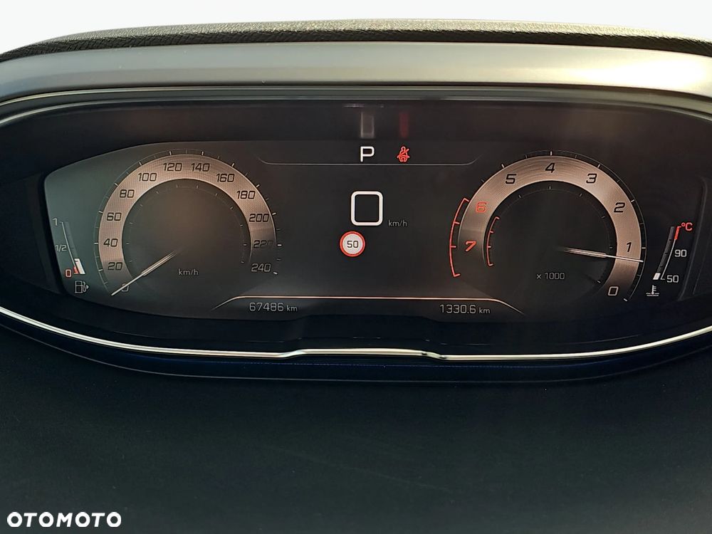Peugeot 3008 1.6 PureTech GT S&S EAT8 - 17