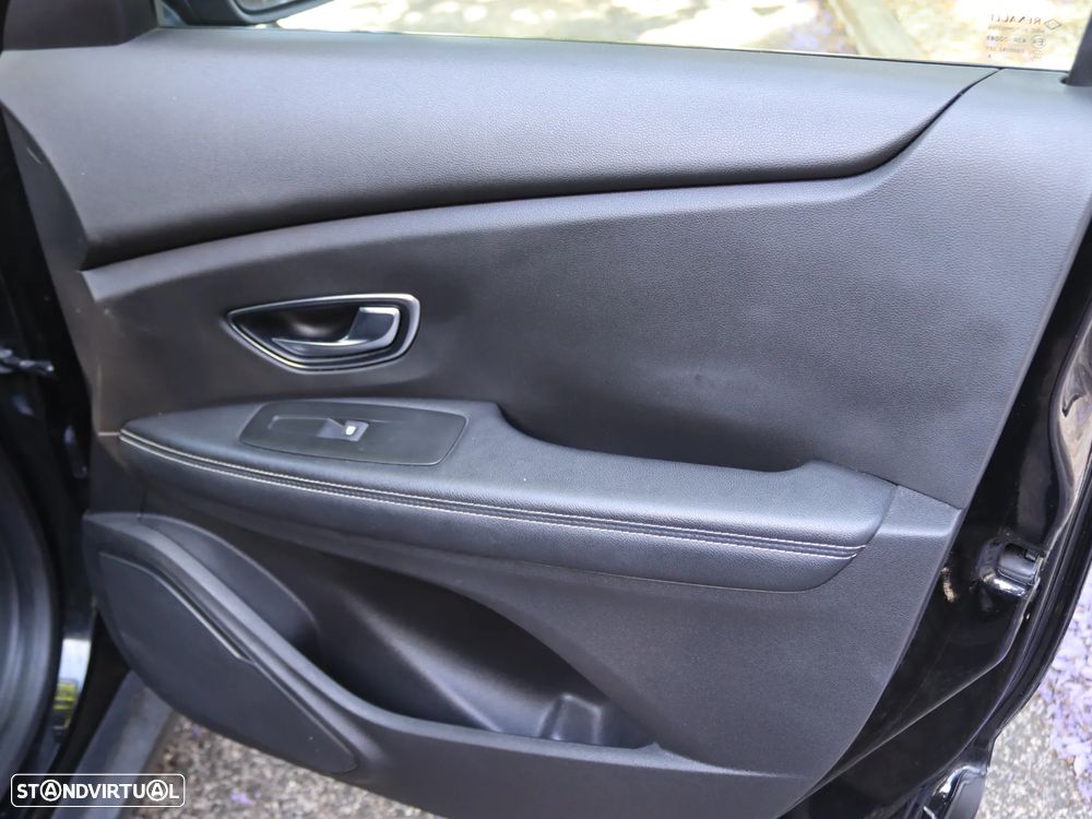 Renault Grand Scénic ENERGY dCi 110 LIMITED - 17