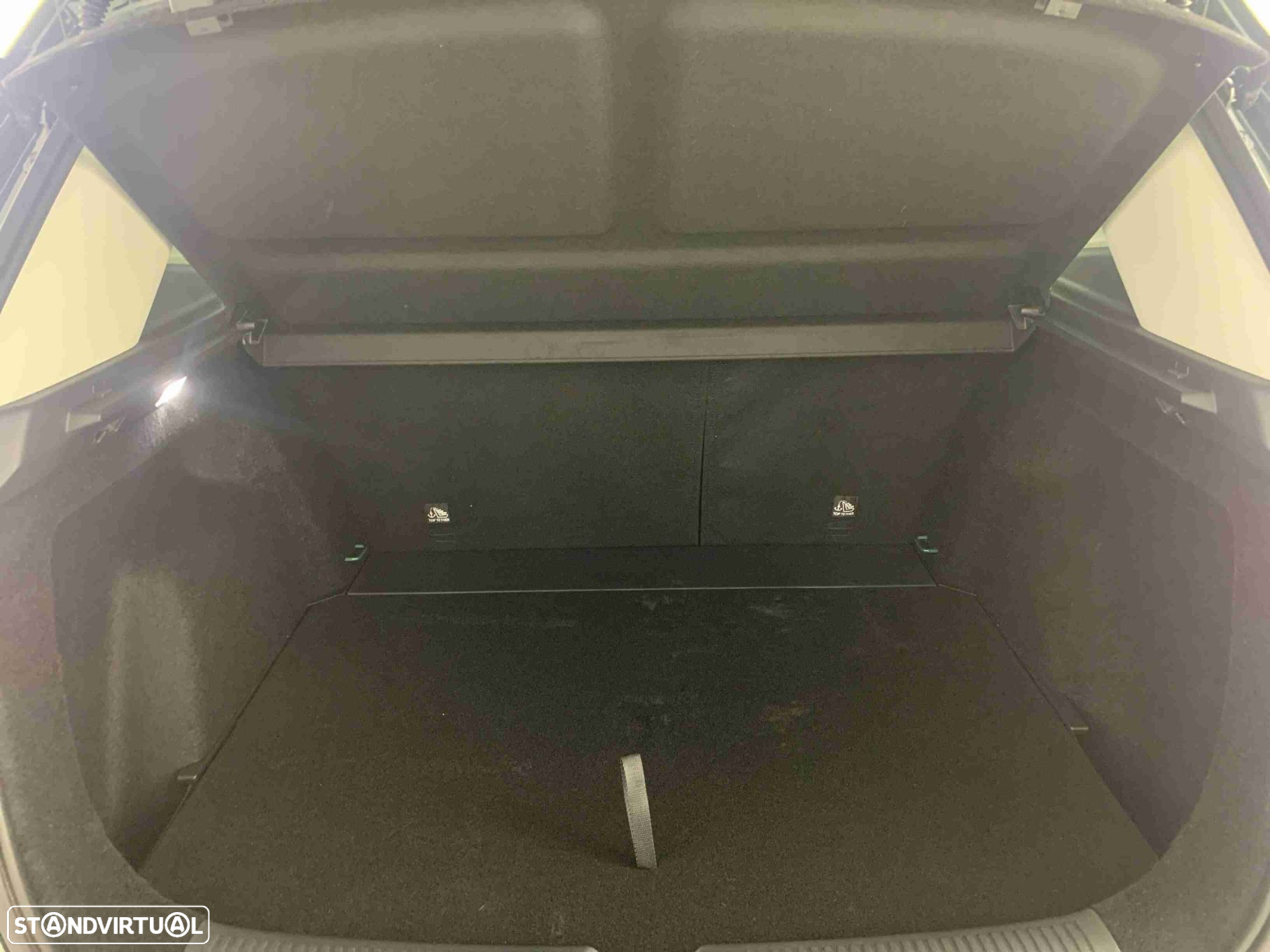MG ZS 1.5 Hybrid+ Luxury - 14