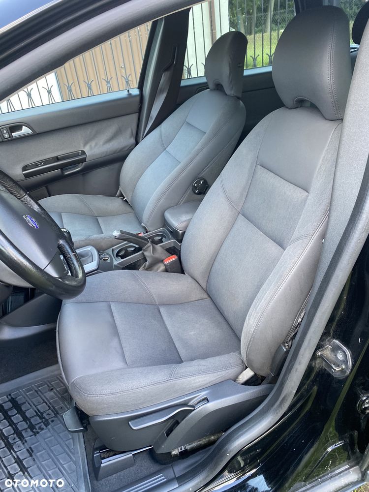 Volvo V50 2.4i Edition - 7