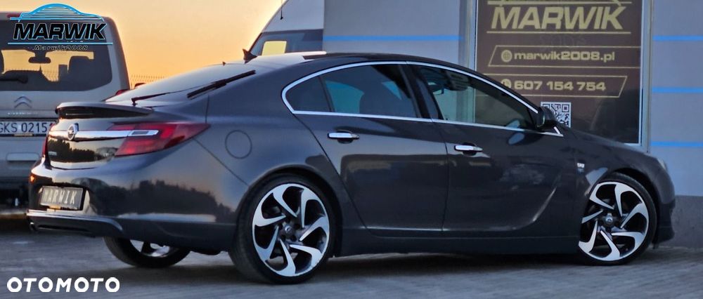 Opel Insignia - 25