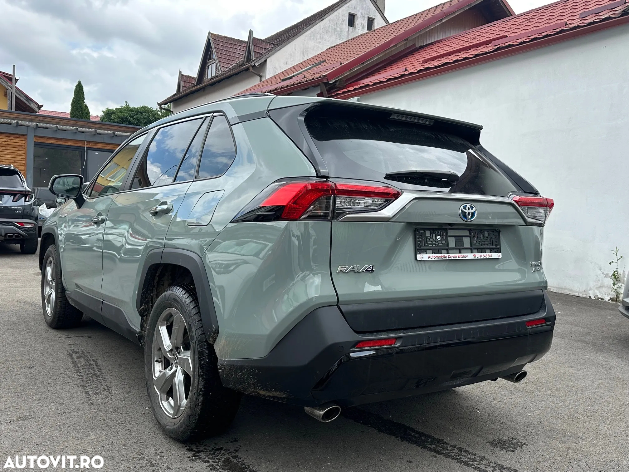 Toyota RAV4 2.5 Hybrid VVT-iE 4x4 Luxury - 29