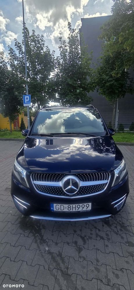 Mercedes-Benz Klasa V 300 d 4-Matic Avantgarde 9G-Tronic (długi) - 2