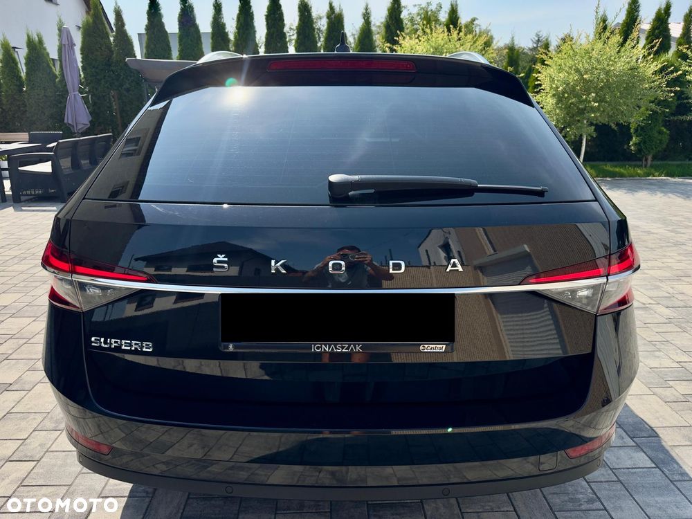 Skoda Superb 2.0 TDI SCR Style DSG - 4