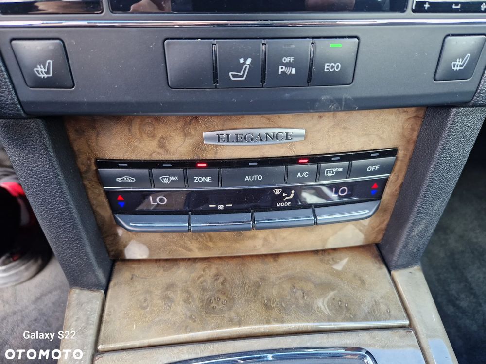 Mercedes-Benz Klasa E 200 BlueEFFICIENCY Elegance - 19