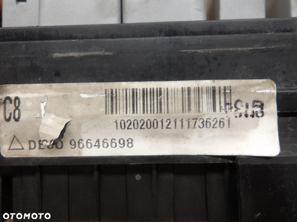 CHEVROLET EPICA II 2.0D SKRZYNKA BEZPIECZNIKÓW 96646698 - 3