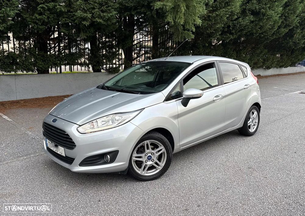 Ford Fiesta 1.0 T EcoBoost Titanium - 27