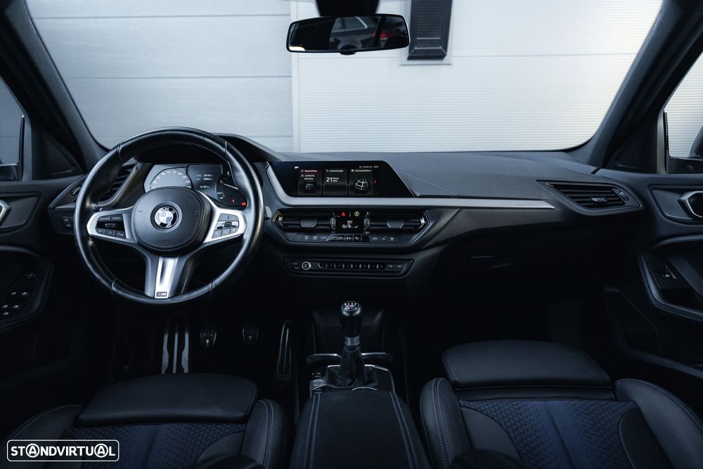 BMW 116 d Pack Desportivo M - 24