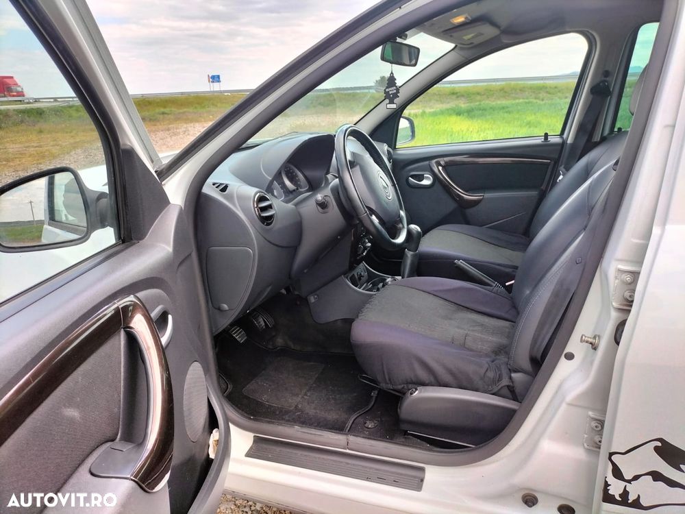 Dacia Duster 1.6 16V 105 4x2 Laureate - 7
