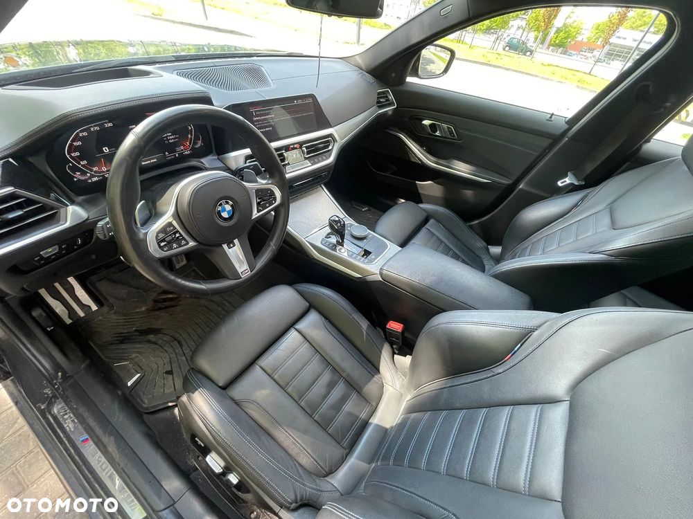 BMW Seria 3 M340i xDrive - 13