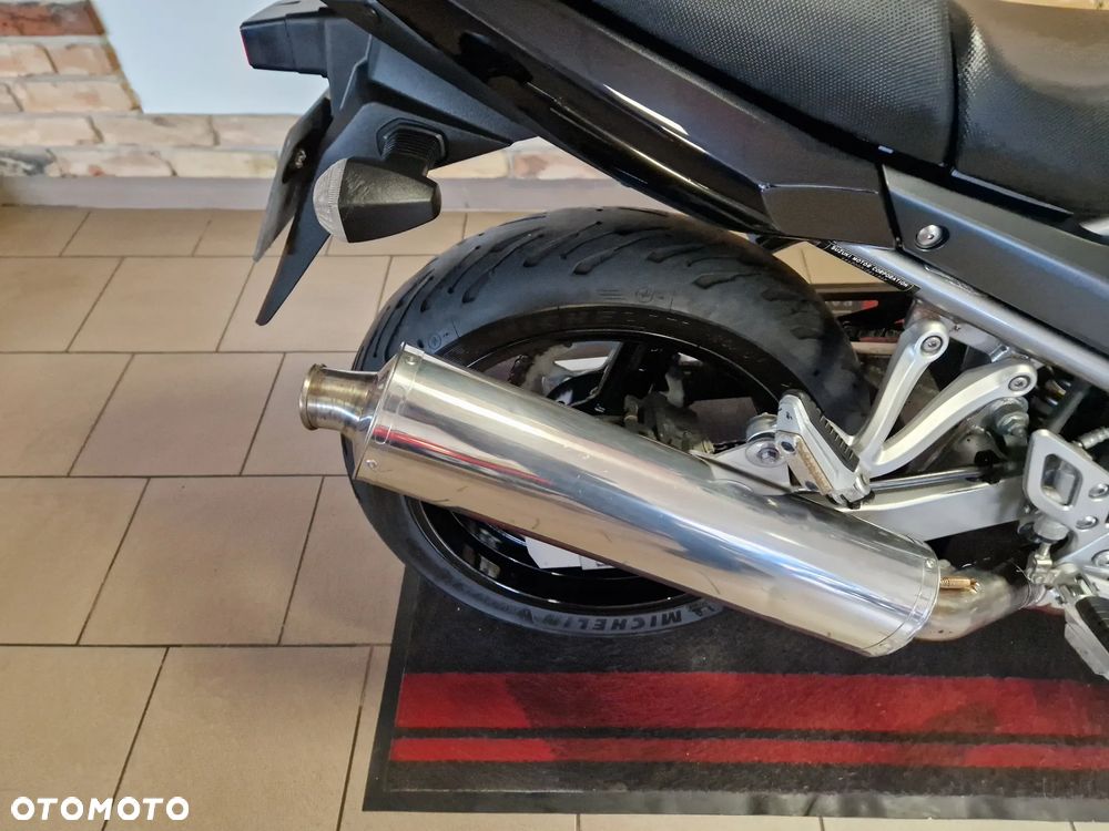 Suzuki Bandit - 25