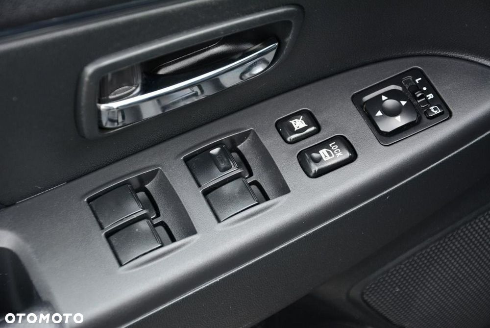 Mitsubishi ASX 1.6 DI-D 2WD Top - 32