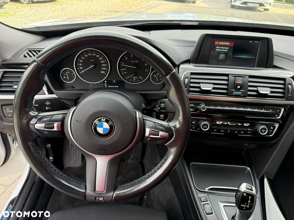 BMW 3GT 320i xDrive - 15