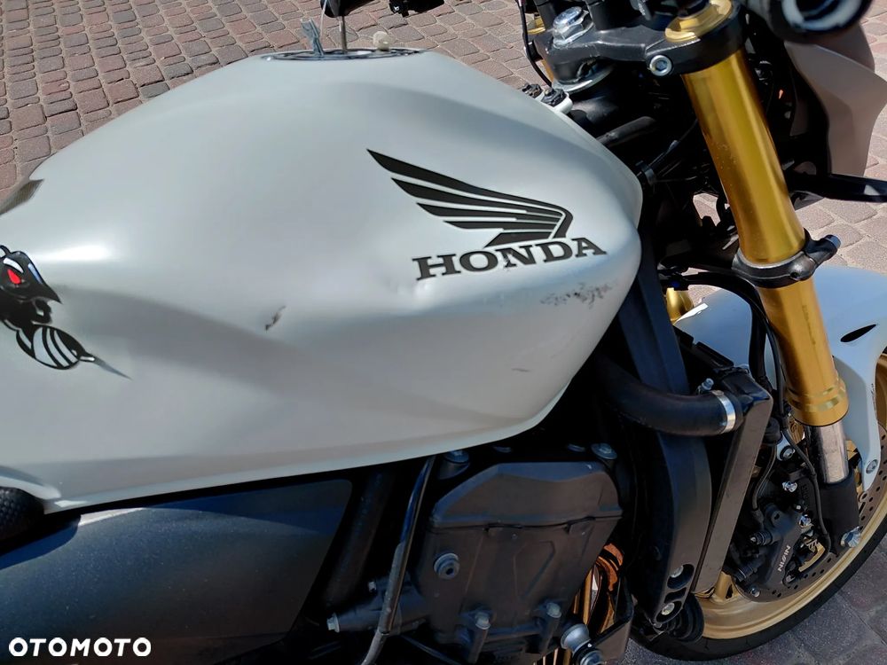 Honda Hornet - 13