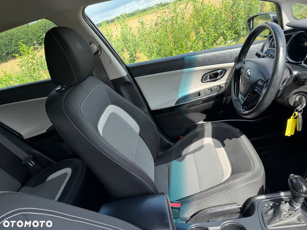 Kia Ceed - 16