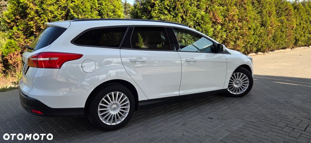 Ford Focus 1.5 TDCi DPF Start-Stopp-System Titanium - 17