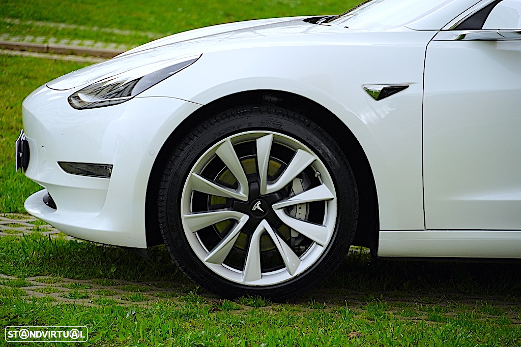 Tesla Model 3 Long Range AWD Dual Motor - 4