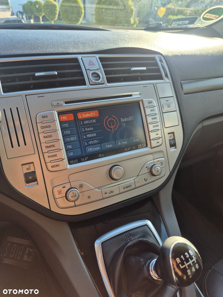 Ford Kuga - 8