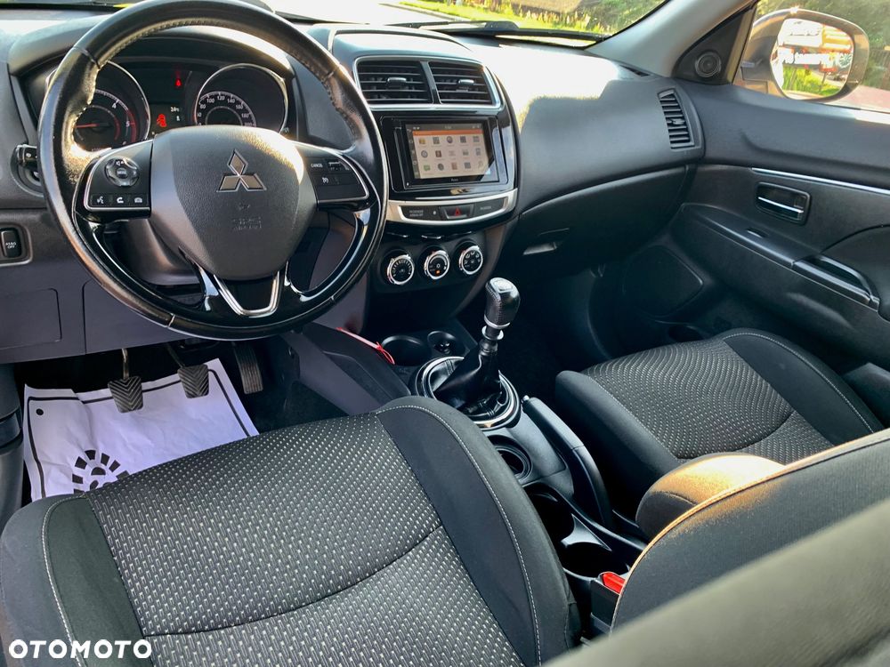 Mitsubishi ASX 1.6 DI-D 2WD Plus - 19