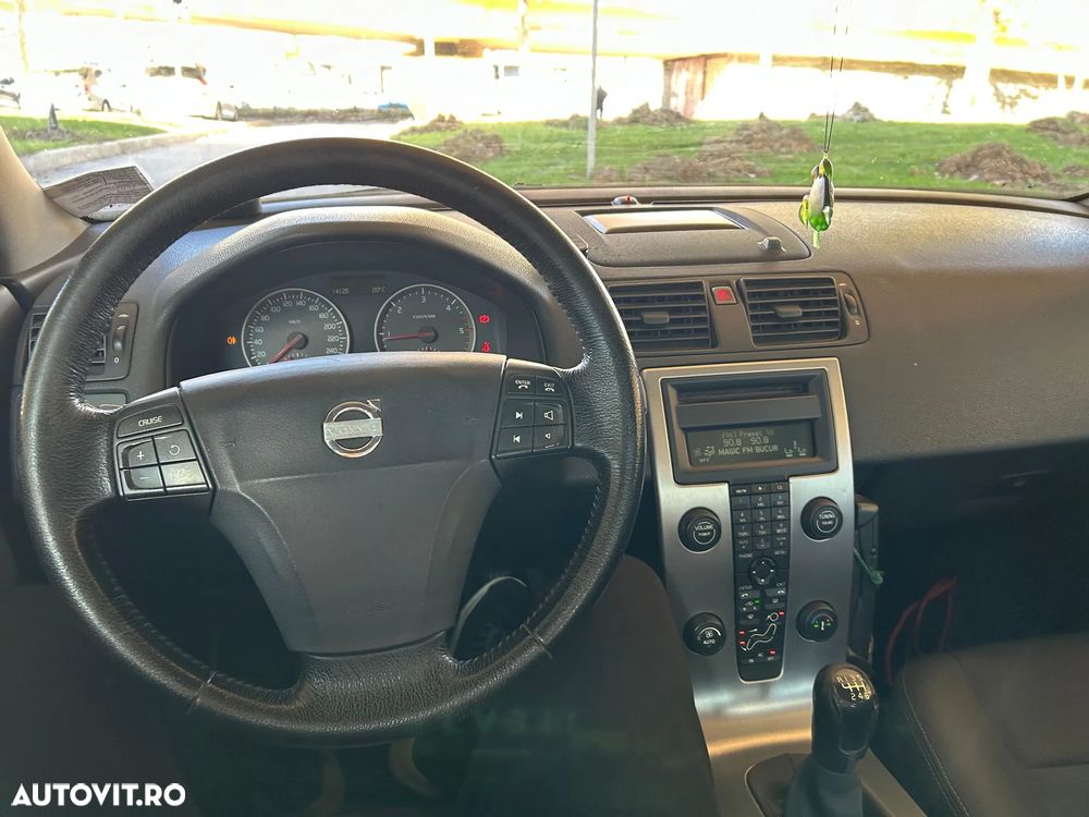 Volvo S40 ver-2-0-d-summum - 12