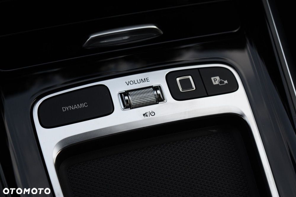 Mercedes-Benz GLA 200 AMG Line - 12