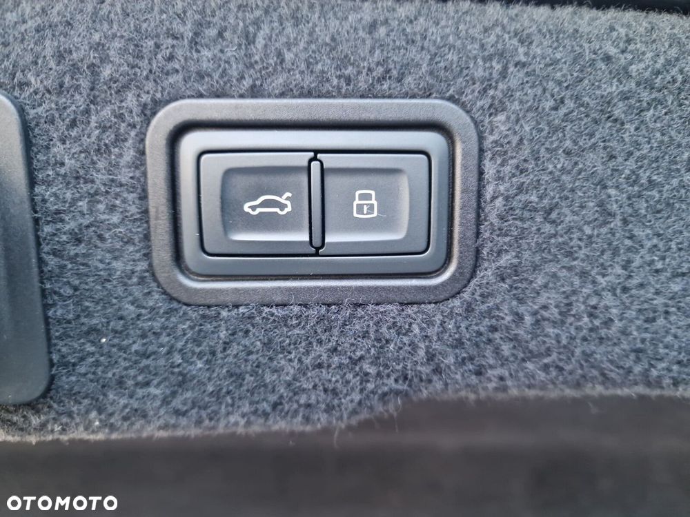 Audi A8 60 TFSI e Quattro Tiptronic - 30