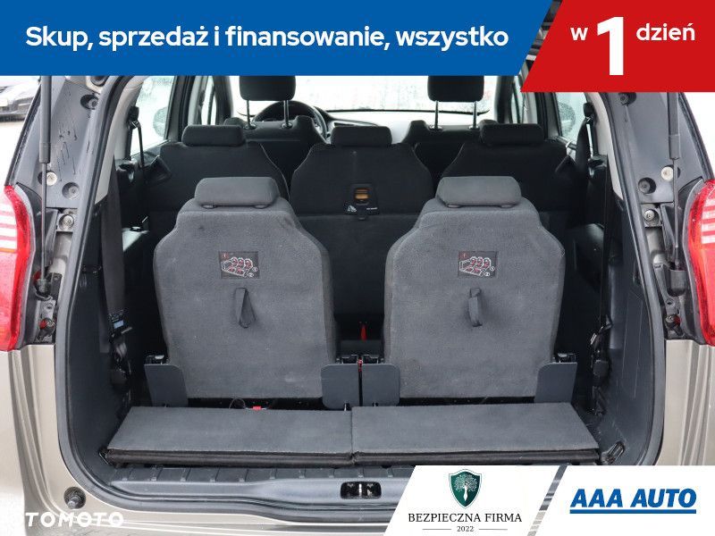 Peugeot 5008 - 18