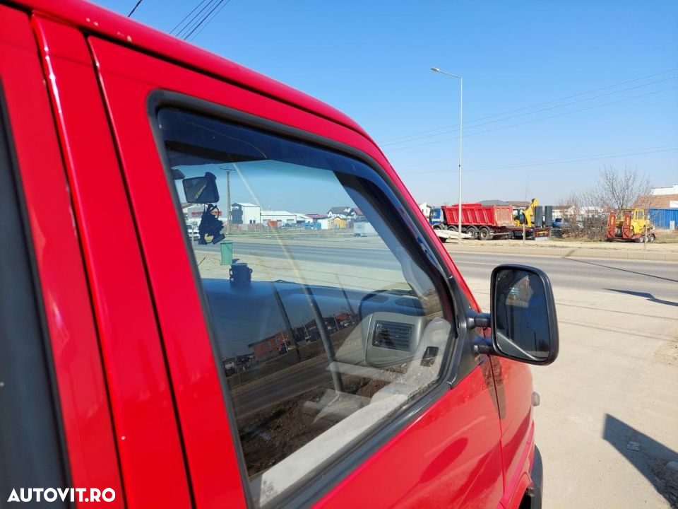 husa capota vw t4, paravaturi geam, oglizi cromate, manere usi inox, huse scaun, parasolar parbriz - 7