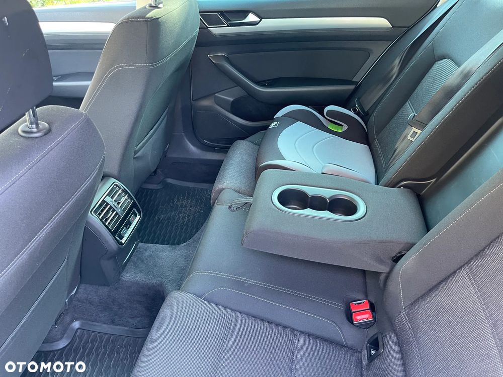 Volkswagen Passat 2.0 TDI BMT Comfortline DSG - 18