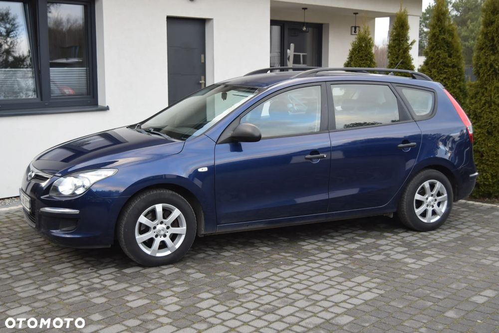 Hyundai i30 1.4 Base - 3