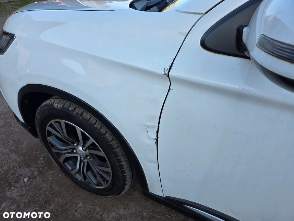 Mitsubishi Outlander - 10