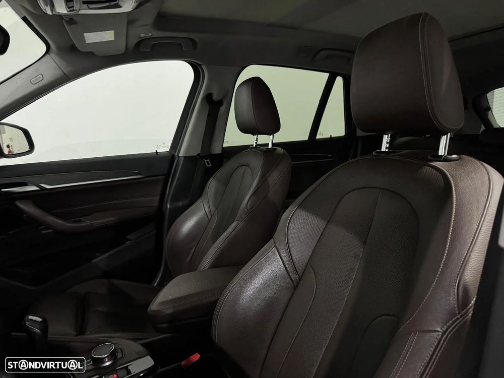 BMW X1 16 d sDrive Pack M - 12
