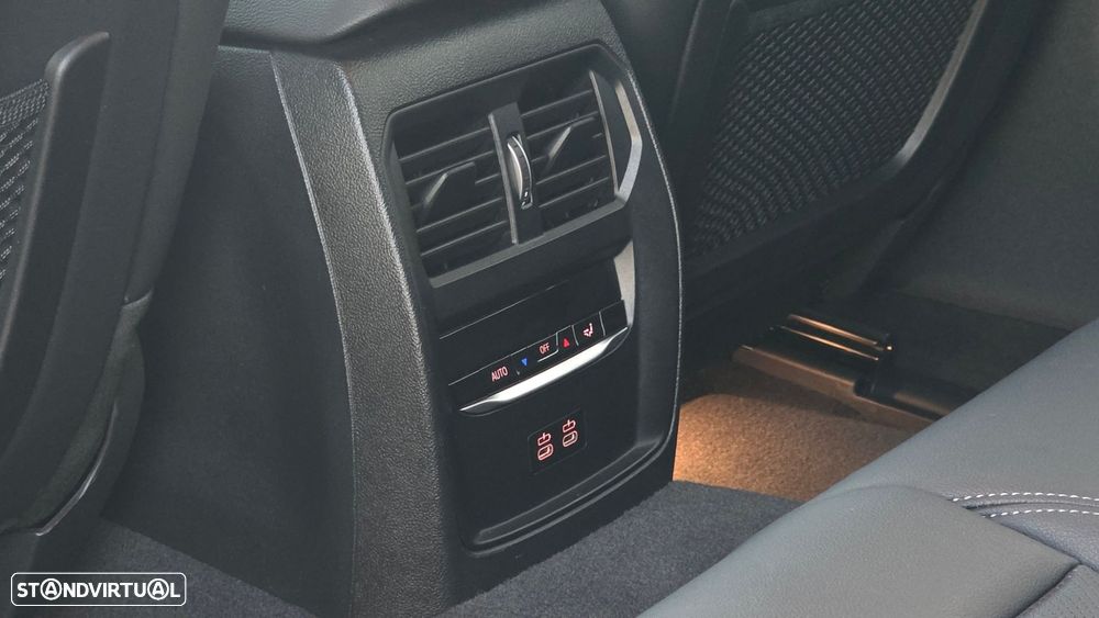 BMW i4 eDrive40 Pack Desportivo M - 51