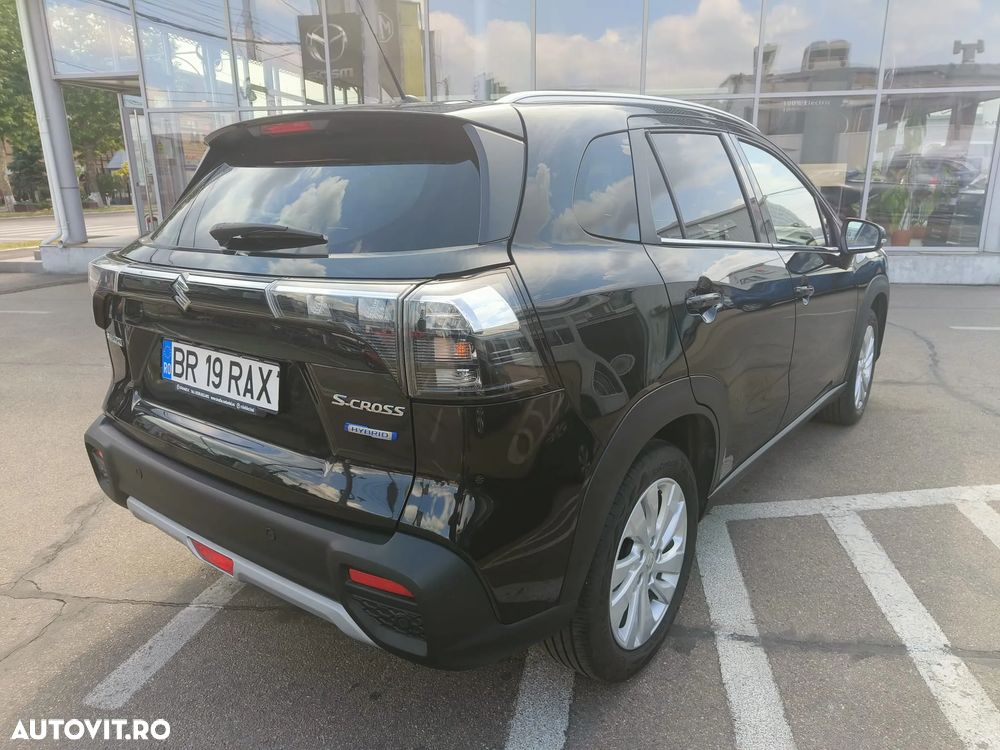 Suzuki S-Cross 1.4 Boosterjet MHEV Passion - 4