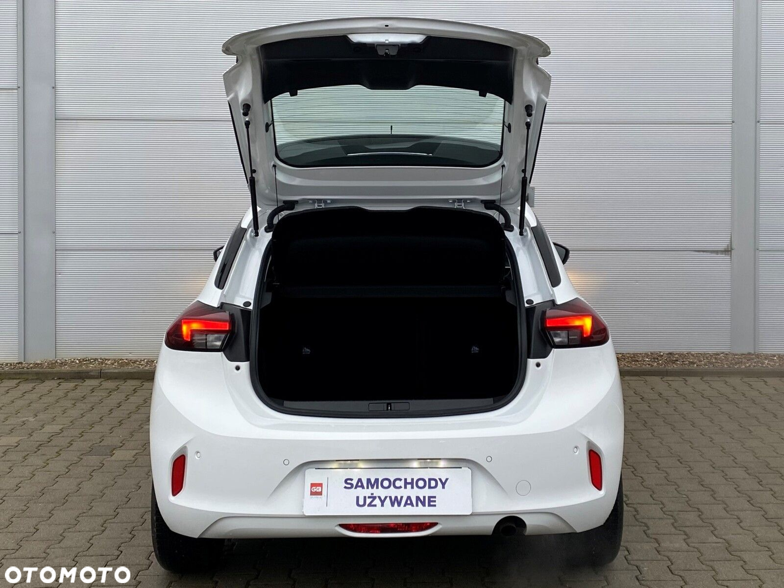 Opel Corsa 1.2 Edition S&S - 9