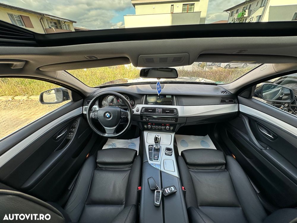 BMW Seria 5 525d Touring Aut. - 21