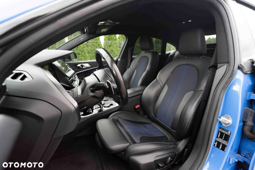 BMW Seria 2 220d M Sport - 27